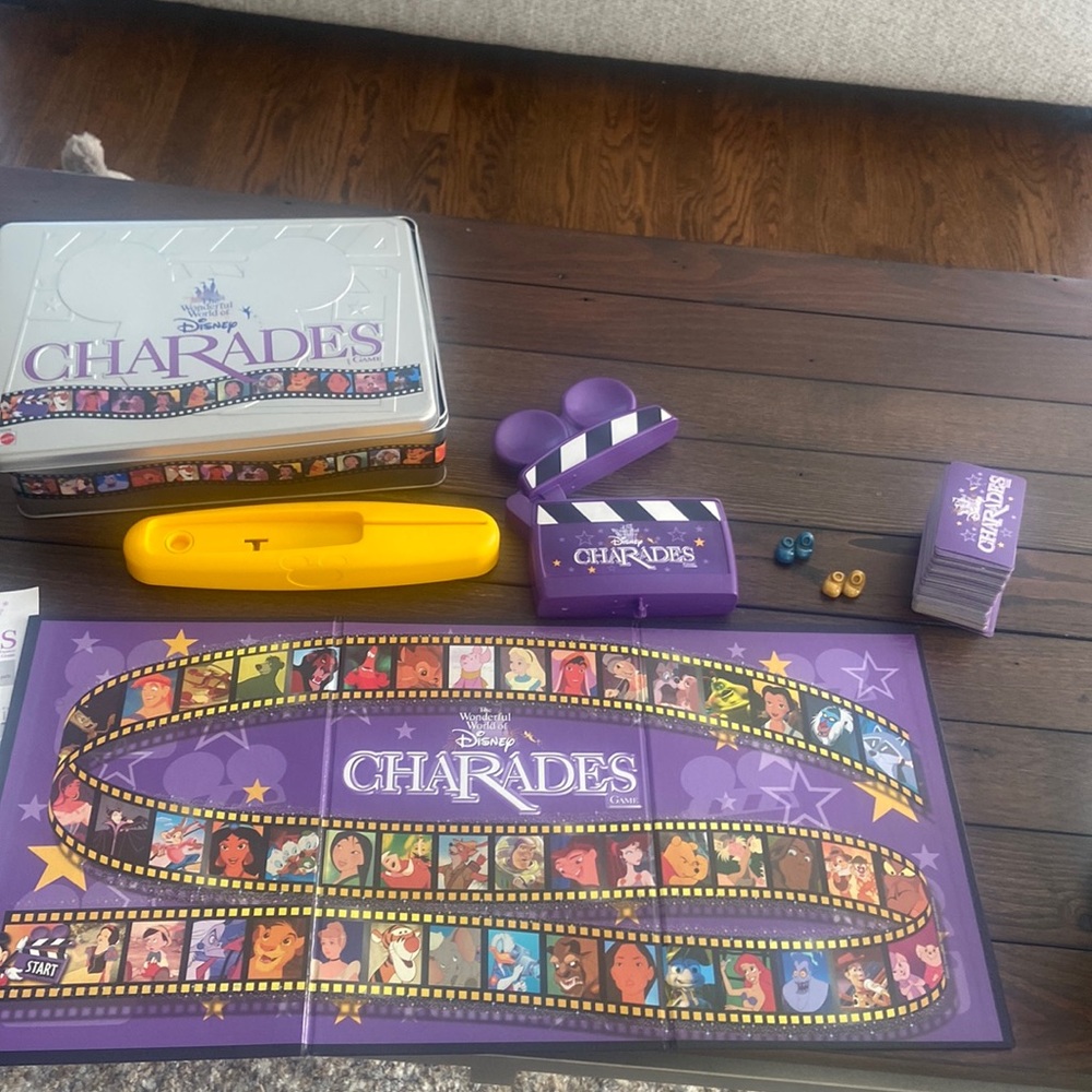 The Wonderful World Of Disney Charades Family Game Collectors Tin 1999 COMPLETE